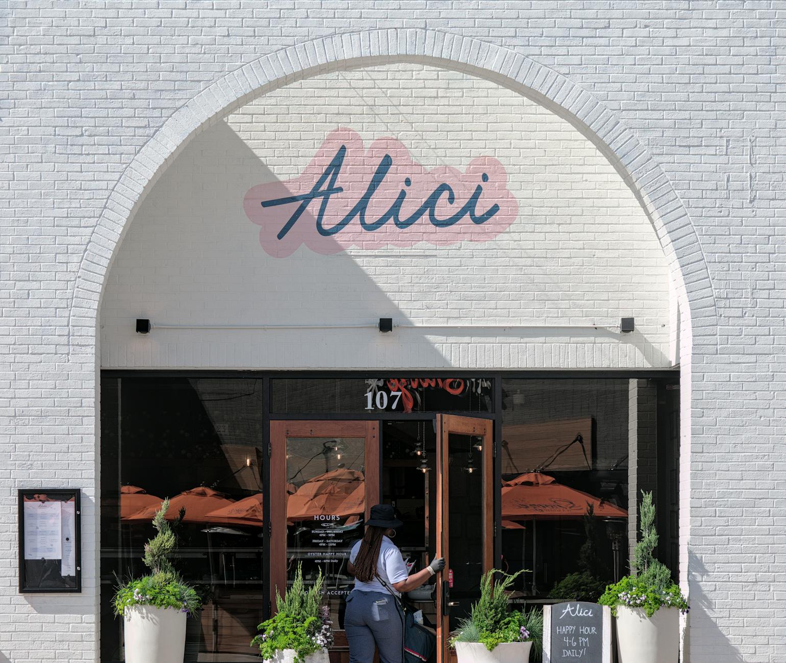 Unearth the Best Websites for Affordable Travel Deals